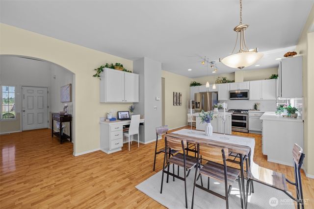 1723 SW 344th Place, Federal Way, WA 98023