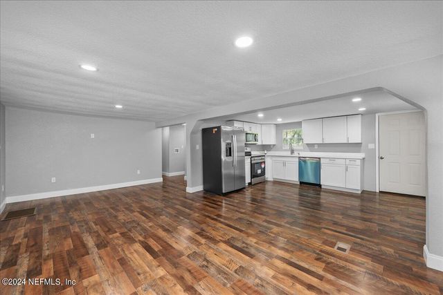 113 BLUEGILL Drive, Interlachen, FL 32148