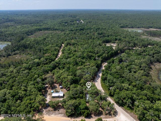 113 BLUEGILL Drive, Interlachen, FL 32148