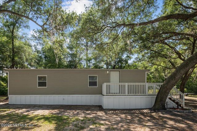 113 BLUEGILL Drive, Interlachen, FL 32148