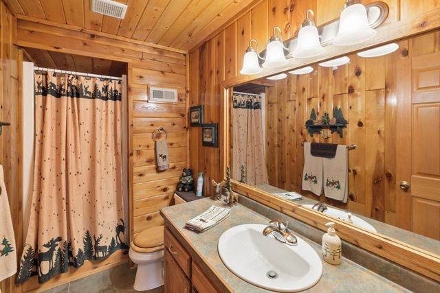 3495 Spruce Trail SW, Prior Lake, MN 55372