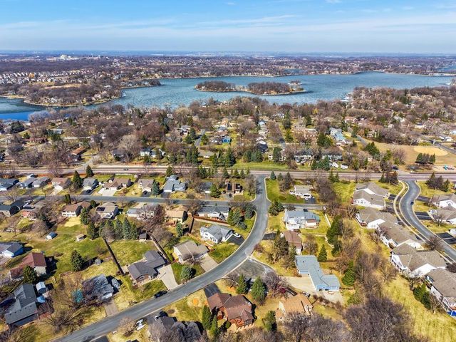 3495 Spruce Trail SW, Prior Lake, MN 55372