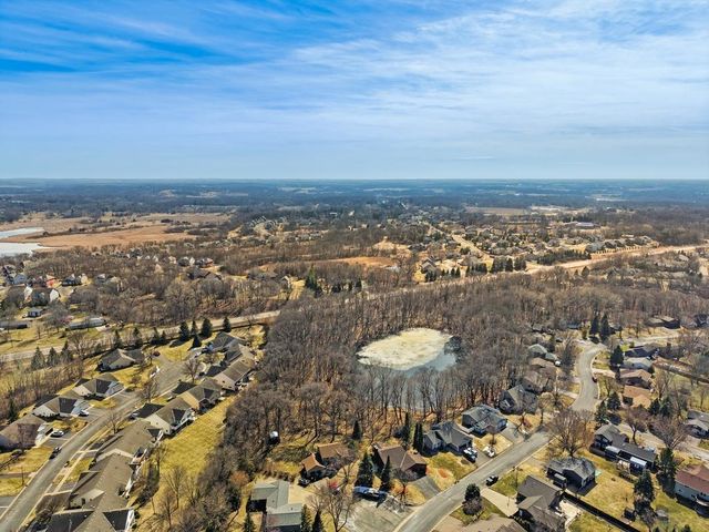 3495 Spruce Trail SW, Prior Lake, MN 55372