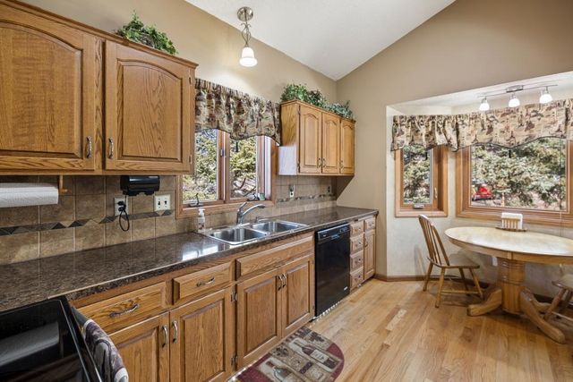 3495 Spruce Trail SW, Prior Lake, MN 55372