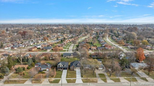 28710 Little Mack Avenue, Saint Clair Shores, MI 48081