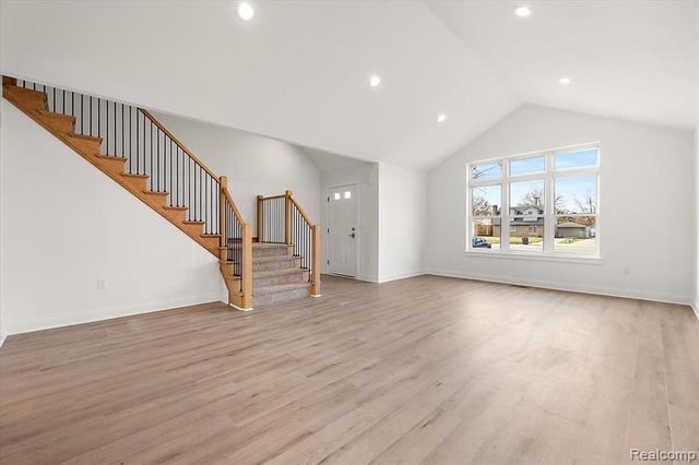 28710 Little Mack Avenue, Saint Clair Shores, MI 48081