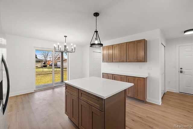 28710 Little Mack Avenue, Saint Clair Shores, MI 48081