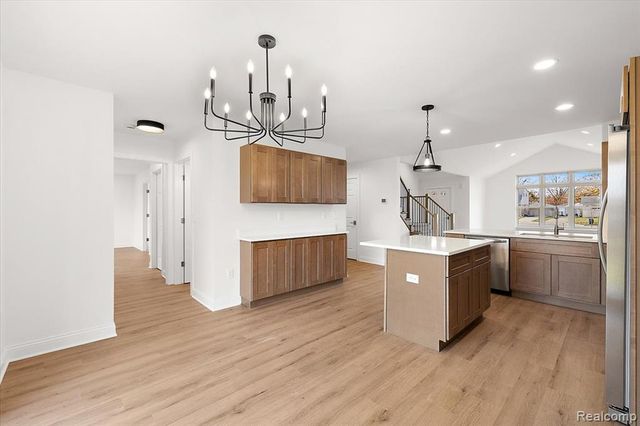 28710 Little Mack Avenue, Saint Clair Shores, MI 48081