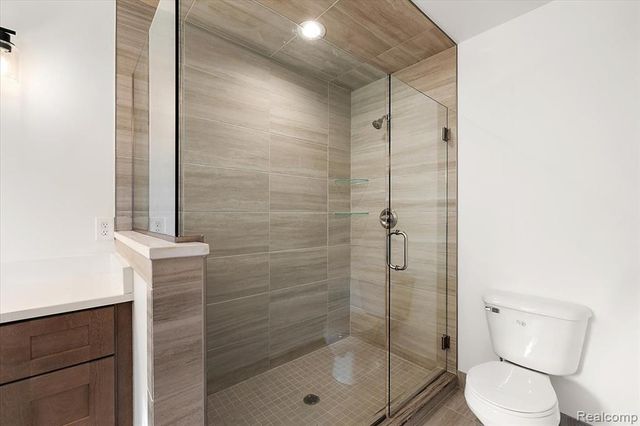 28710 Little Mack Avenue, Saint Clair Shores, MI 48081