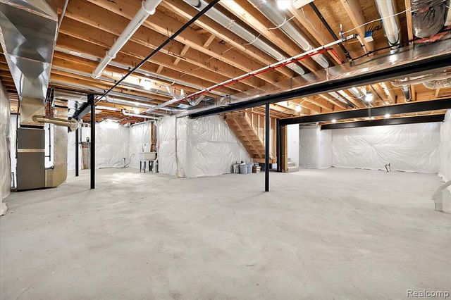 28710 Little Mack Avenue, Saint Clair Shores, MI 48081