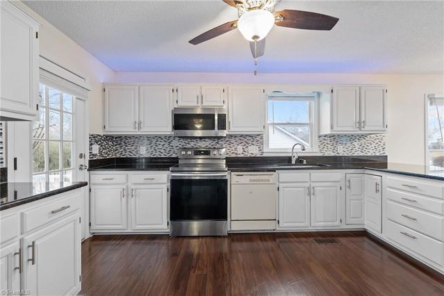 6721 River Hills Drive, Greensboro, NC 27410