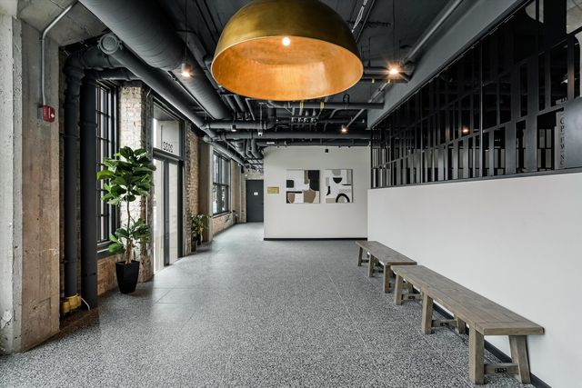 2032 N Clybourn Avenue 337, Chicago, IL 60614