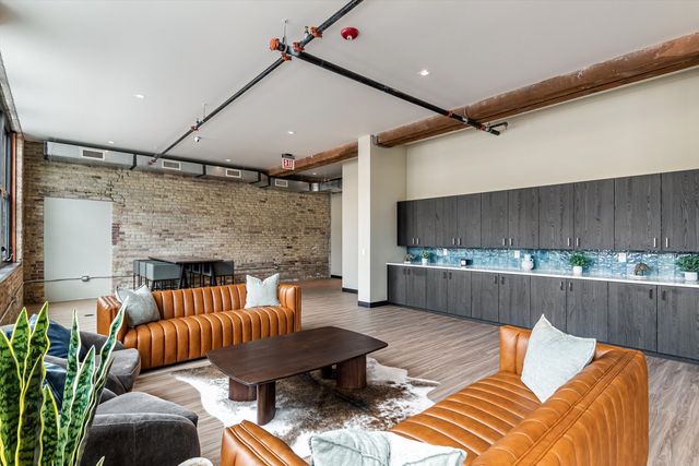 2032 N Clybourn Avenue 337, Chicago, IL 60614