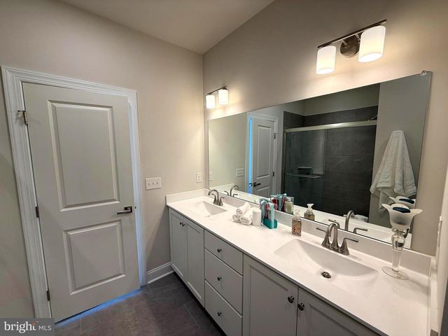 268 JAMESON WAY, Wilmington, DE 19803