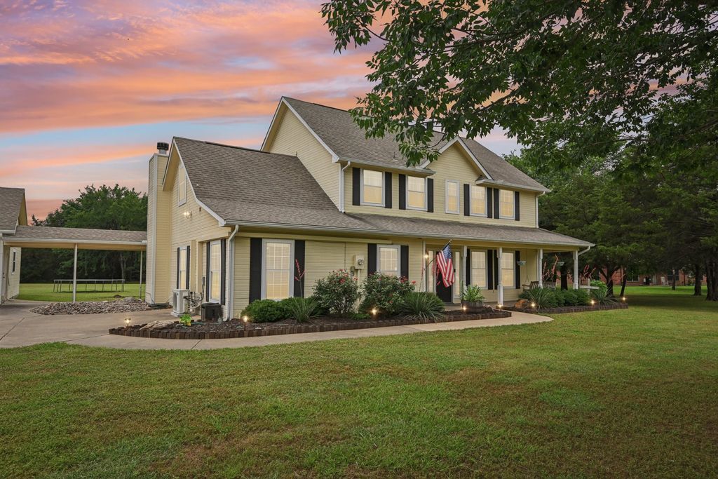 2987 County Road 2639, Caddo Mills, TX 75135