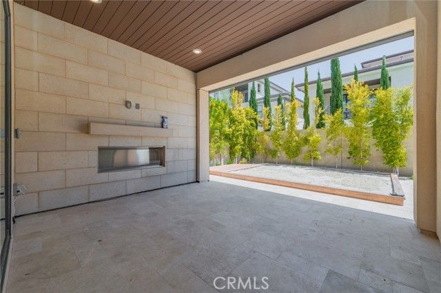 60 Ray, Irvine, CA 92618