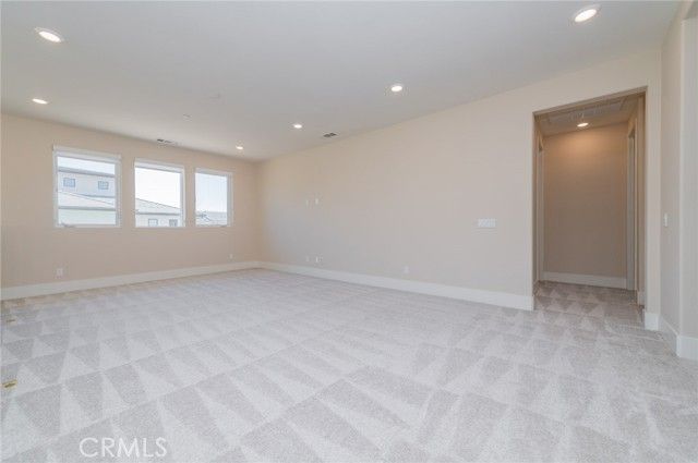 60 Ray, Irvine, CA 92618