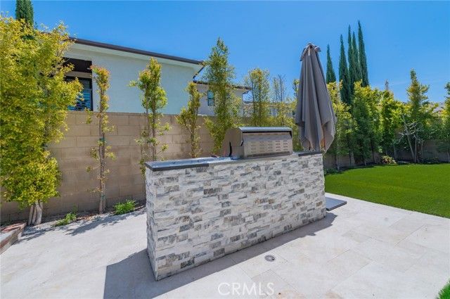 60 Ray, Irvine, CA 92618