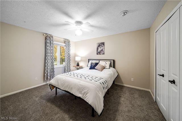 8266 Pebble Creek Court, Chagrin Falls, OH 44023