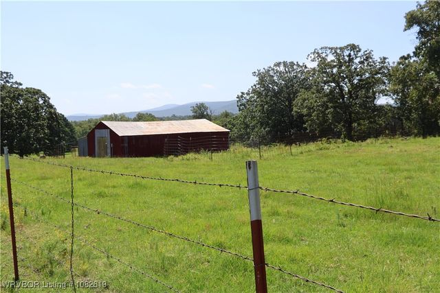 37280 Morris Creek Road, Howe, OK 74940