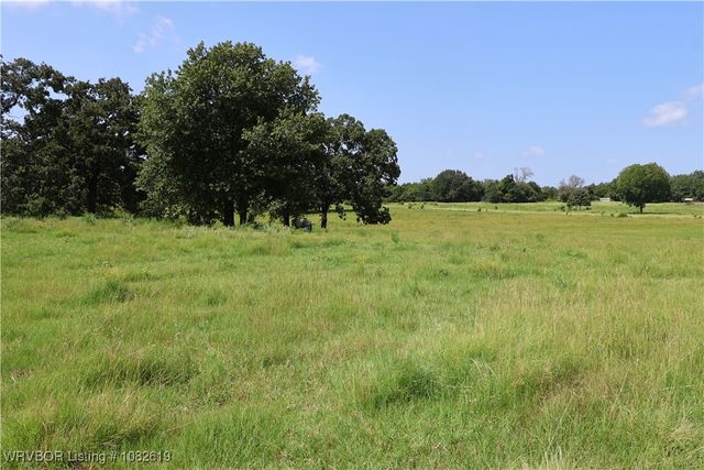 37280 Morris Creek Road, Howe, OK 74940