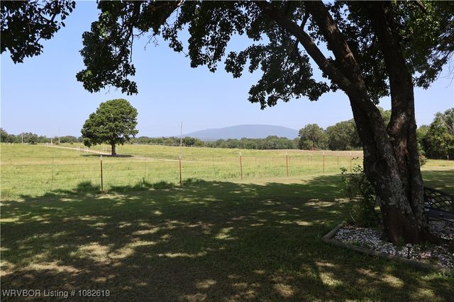 37280 Morris Creek Road, Howe, OK 74940