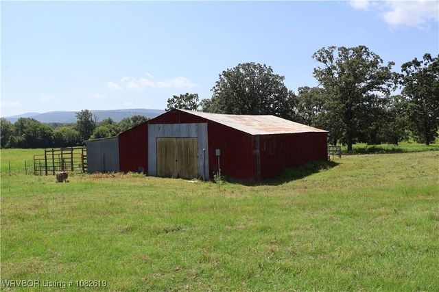 37280 Morris Creek Road, Howe, OK 74940