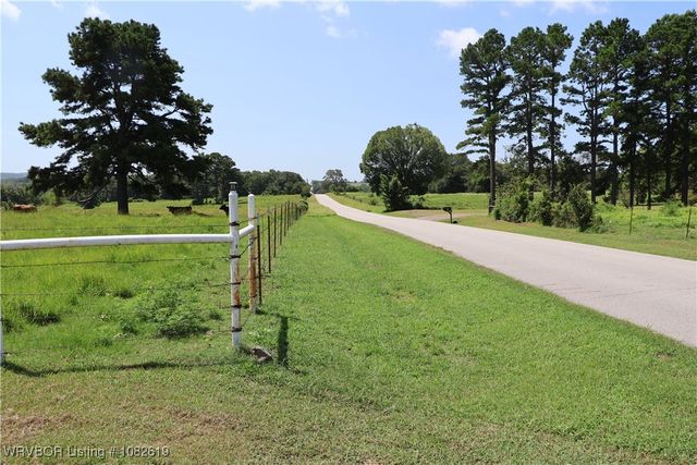 37280 Morris Creek Road, Howe, OK 74940