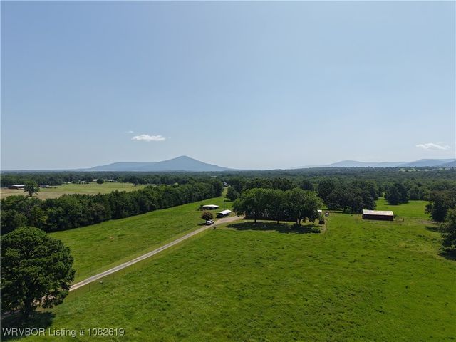 37280 Morris Creek Road, Howe, OK 74940