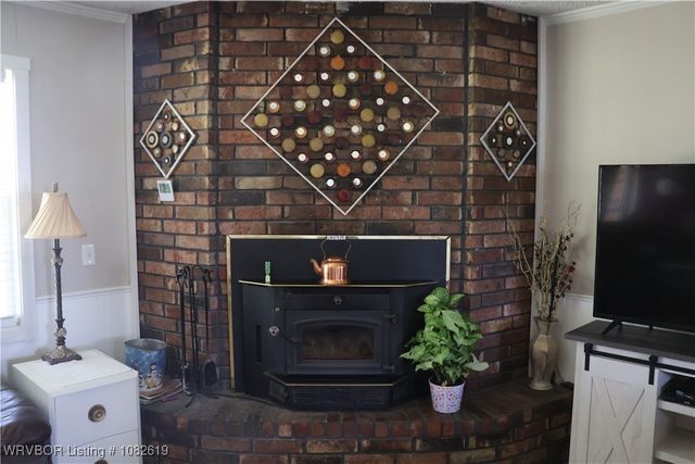 37280 Morris Creek Road, Howe, OK 74940