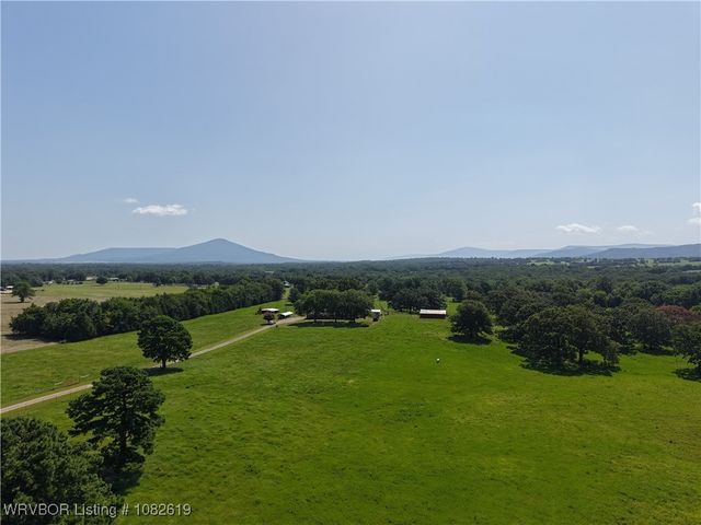 37280 Morris Creek Road, Howe, OK 74940
