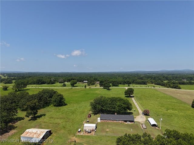 37280 Morris Creek Road, Howe, OK 74940
