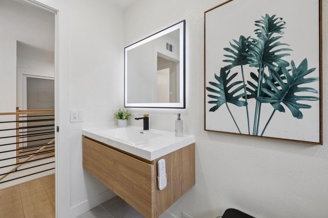 5022 Glouchester Court, San Jose, CA 95136