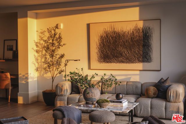 8420 W Sunset Boulevard 703, West Hollywood, CA 90069