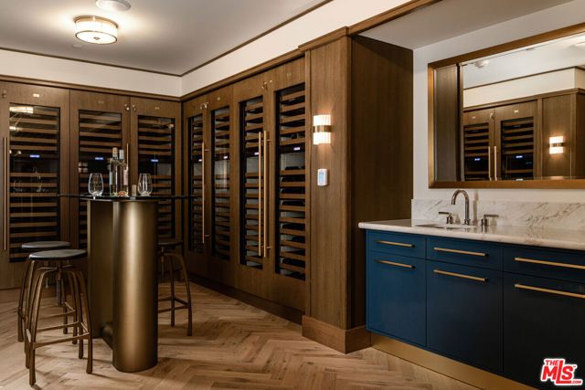 8420 W Sunset Boulevard 703, West Hollywood, CA 90069