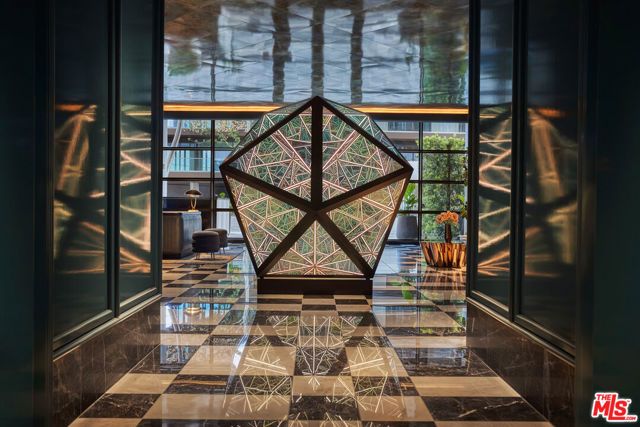 8420 W Sunset Boulevard 703, West Hollywood, CA 90069