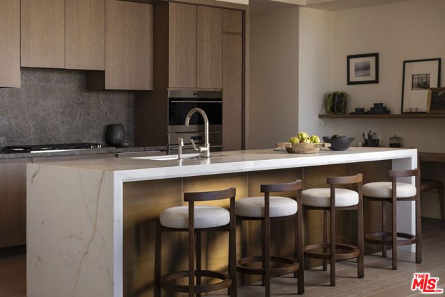 8420 W Sunset Boulevard 703, West Hollywood, CA 90069