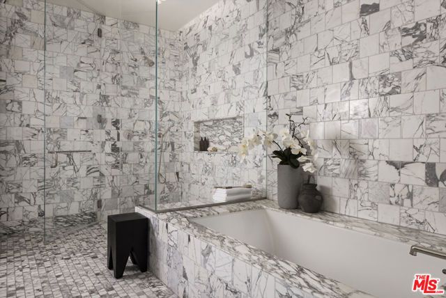 8420 W Sunset Boulevard 703, West Hollywood, CA 90069