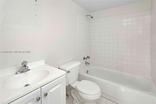 505 NW 177th St 126, Miami Gardens, FL 33169