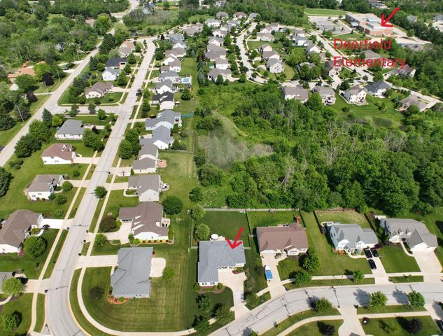 10356 S Rosemont LANE, Oak Creek, WI 53154