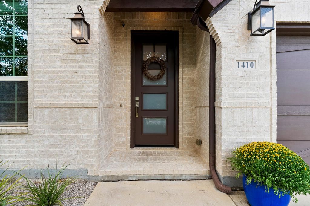 1410 Fort Davis Drive, Euless, TX 76039 — photo 5