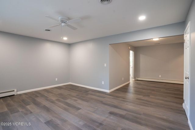 23 Burlington Court, Toms River, NJ 08757