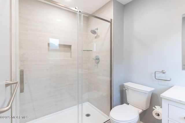 23 Burlington Court, Toms River, NJ 08757