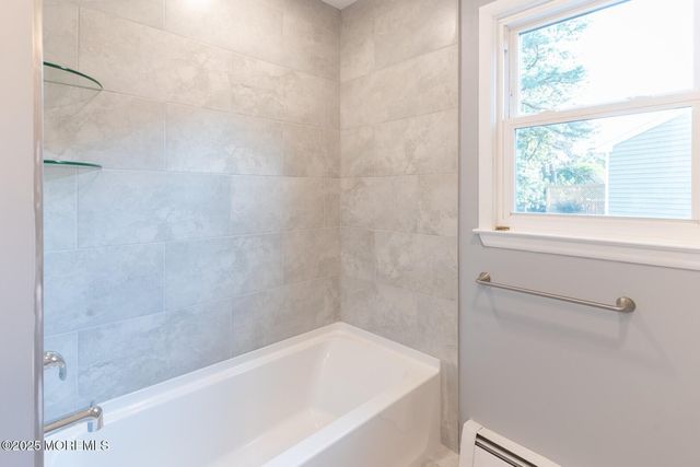 23 Burlington Court, Toms River, NJ 08757