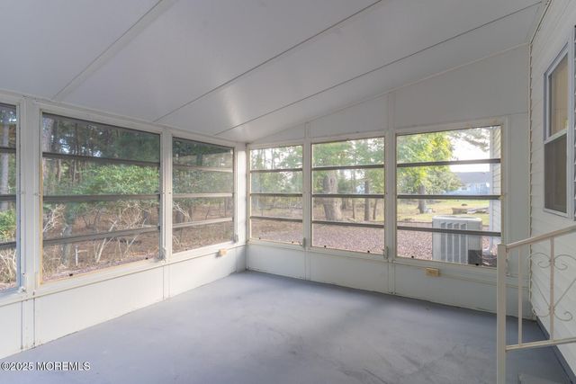 23 Burlington Court, Toms River, NJ 08757