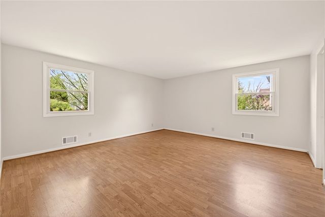 1733 Kirk Road South, Greece, NY 14612