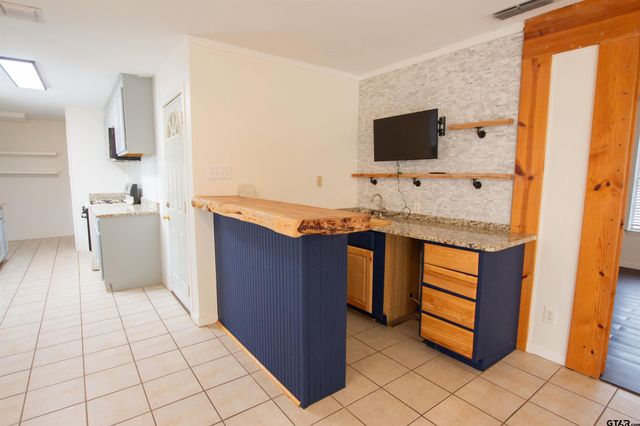 7618 Brookhollow Dr, Tyler, TX 75707