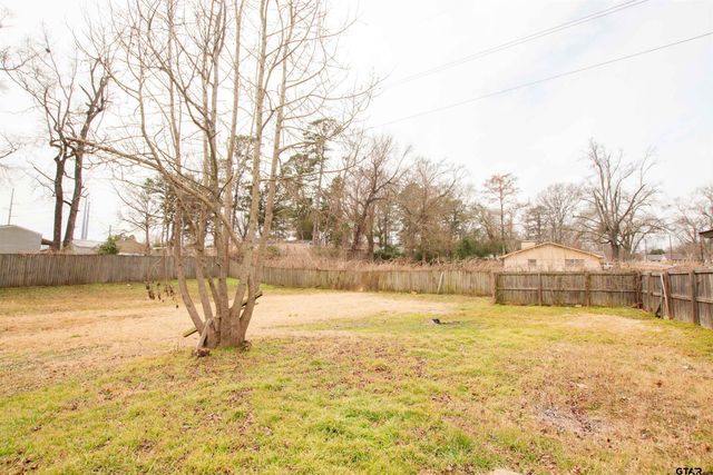 7618 Brookhollow Dr, Tyler, TX 75707