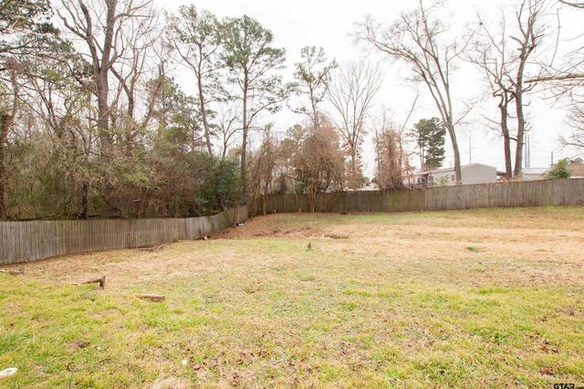 7618 Brookhollow Dr, Tyler, TX 75707