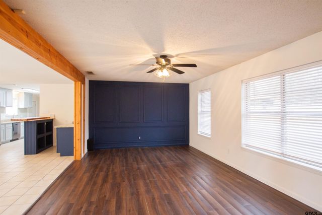 7618 Brookhollow Dr, Tyler, TX 75707